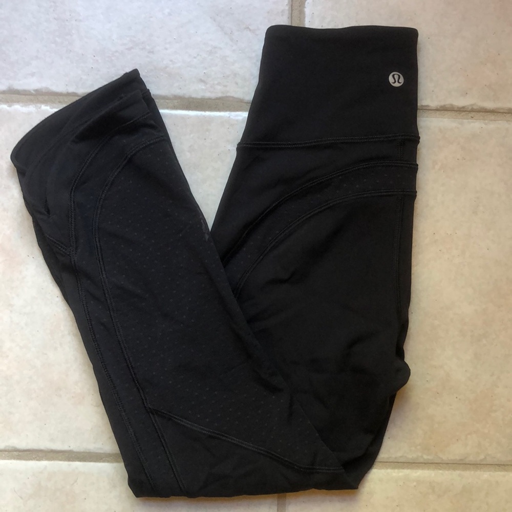 Lululemon 3/4-length black leggings